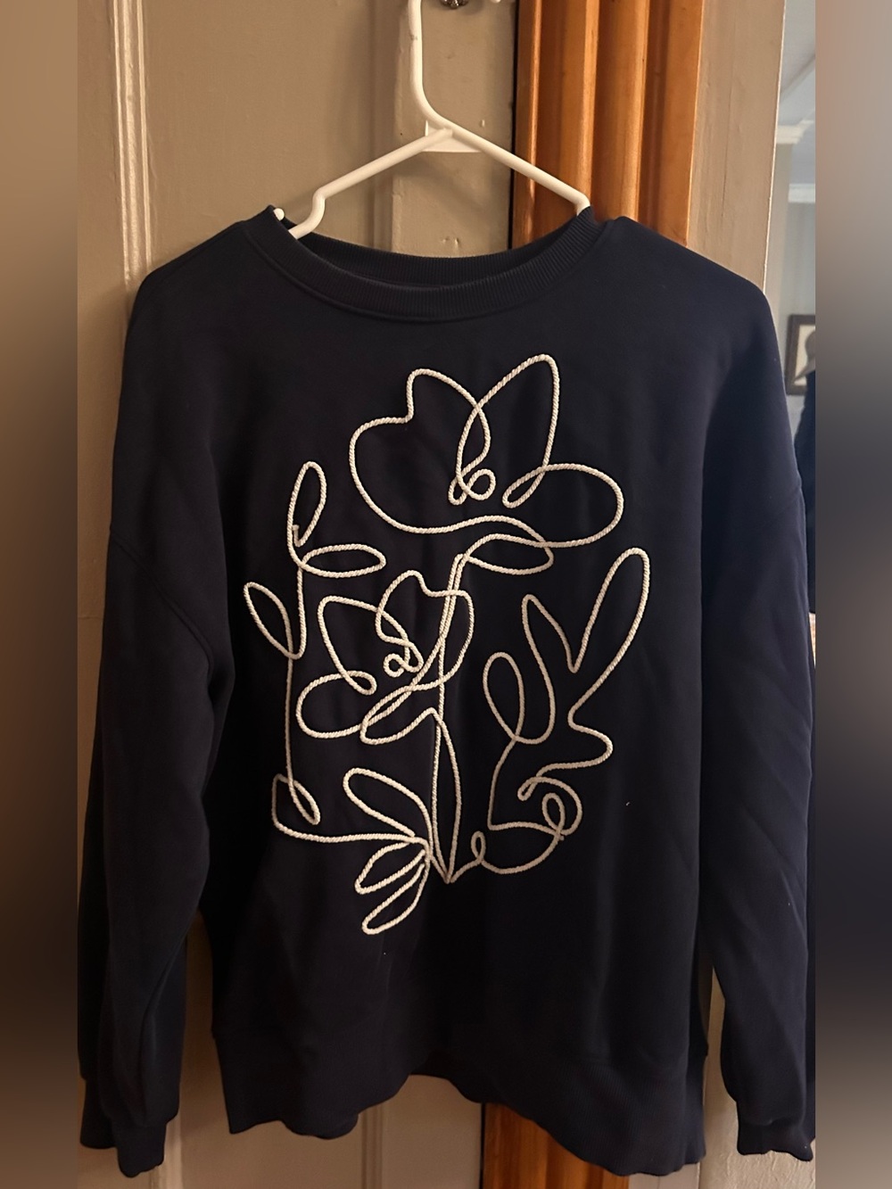 Reitmans Navy Crewneck Sweater with White Rope Floral Design